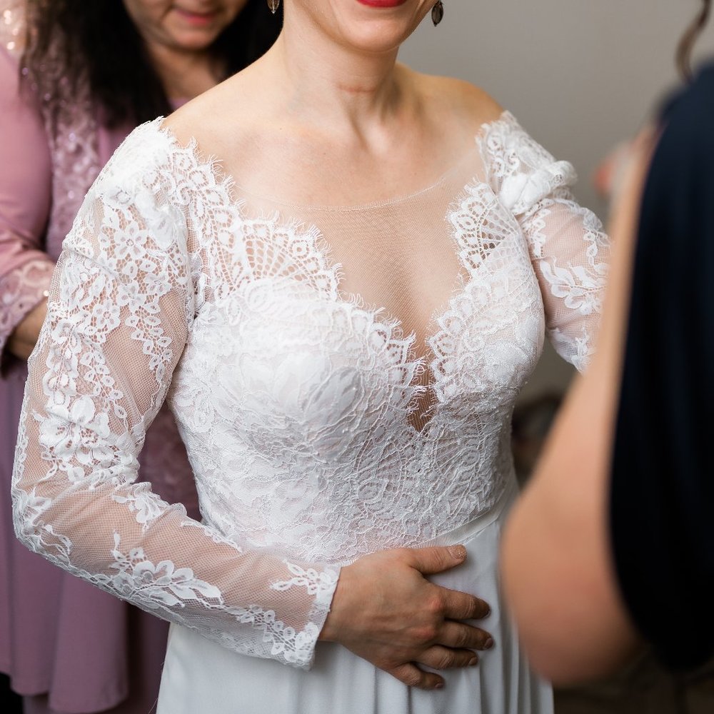 Long Sleeve Lace and Chiffon Wedding Dress